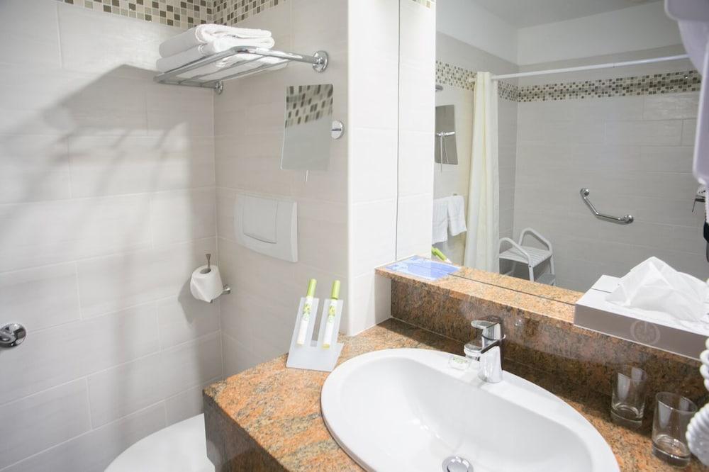 Hotel L'Arapede Collioure Bagian luar foto